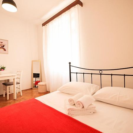 Cozy Studio Apartments In City Centar Stosija ザダル エクステリア 写真