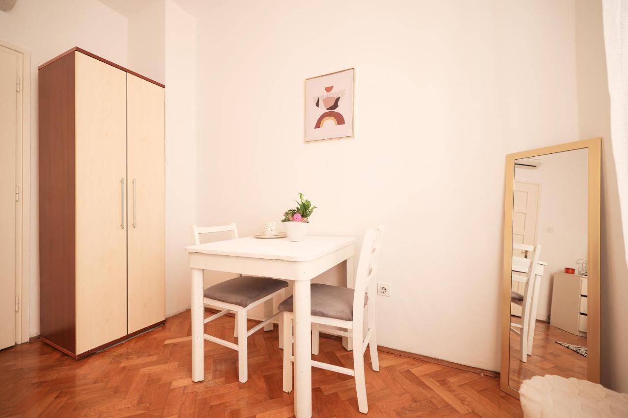 Cozy Studio Apartments In City Centar Stosija ザダル エクステリア 写真